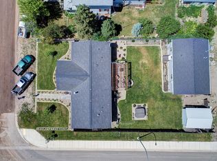 104 Richards Ave E, Alexander, ND 58831