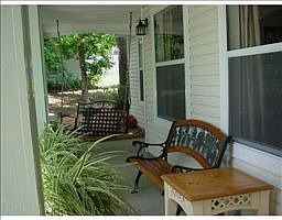 1st image of 500 Oakhill Ct