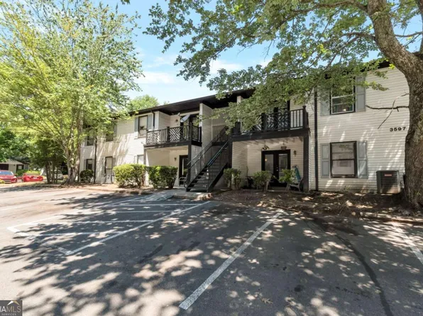 3597 Woodbriar Cir APT B, Tucker, GA 30084