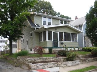 130 E Pacemont Rd, Columbus, OH 43202