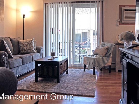 4th image of 165 Crestmount Ave APT 5
