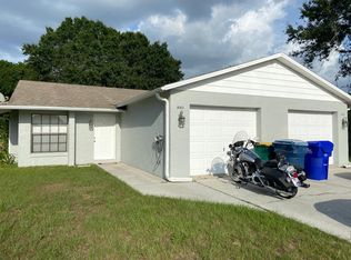 870 Druid Pl, Tavares, FL 32778