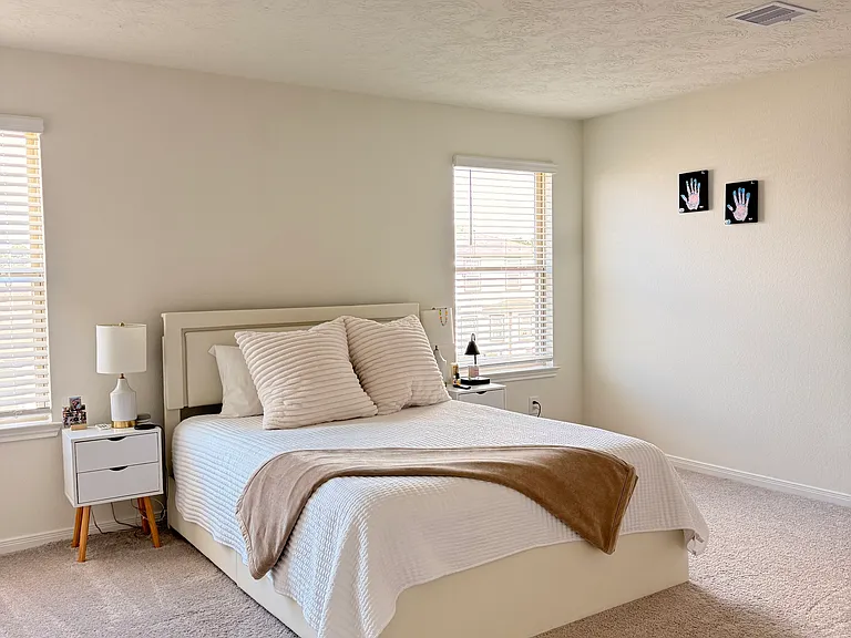 15707 Winter Heights Dr — Photo 4