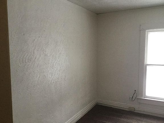 5th image of 1708 W Ayres Ave
