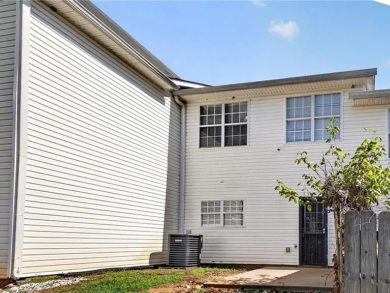 1471 Riverrock Trl — Photo 22