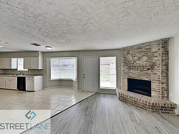 4th image of 318 Saddle Horn Dr