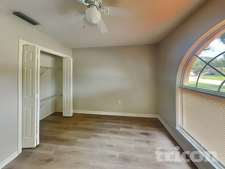 10417 Salisbury St — Photo 12