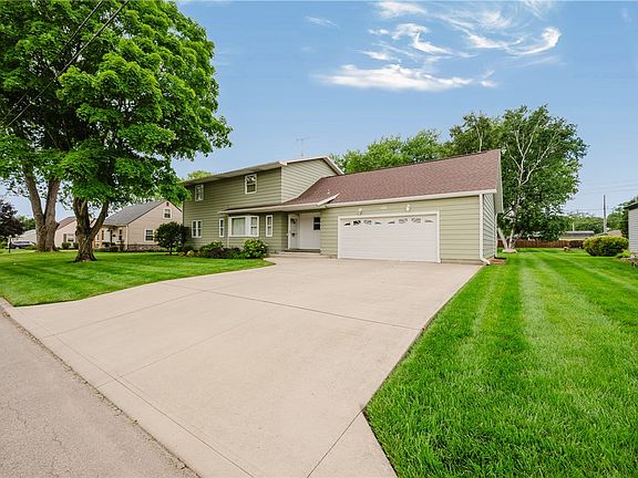 2nd image of 338 Armand Dr