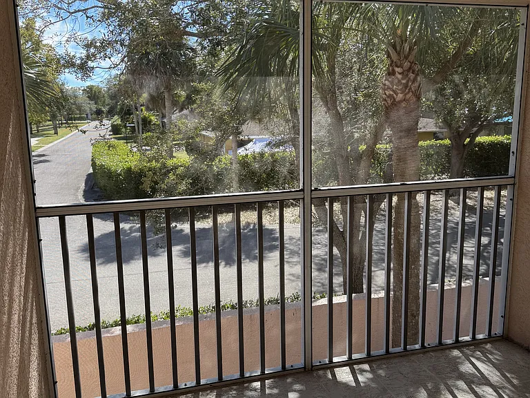 26741 Little John Ct #16 — Photo 10