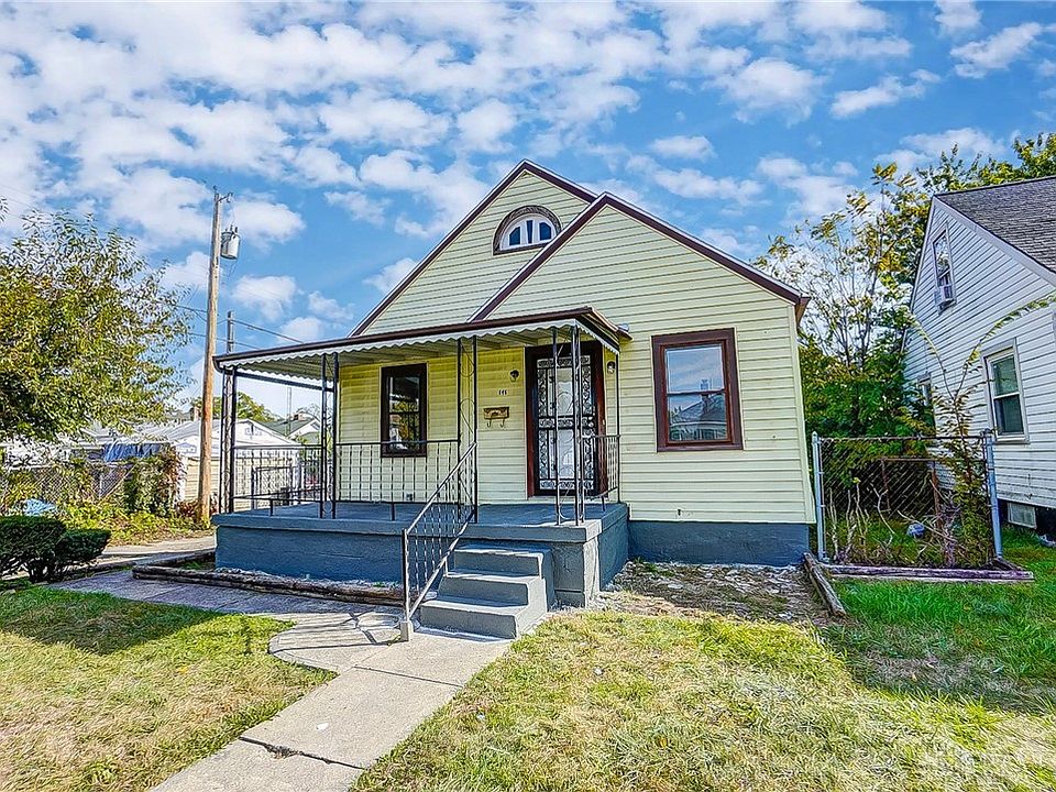 1st image of 444 Leland Ave