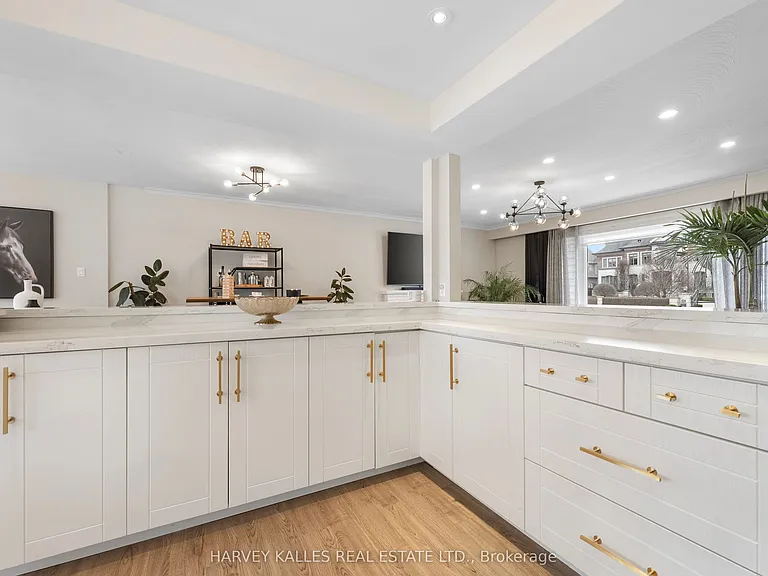 66 Westwood Ln — Photo 7