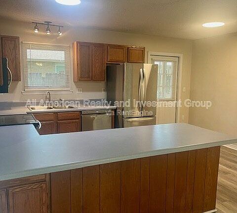 3rd image of 104 Hydac Rd #B