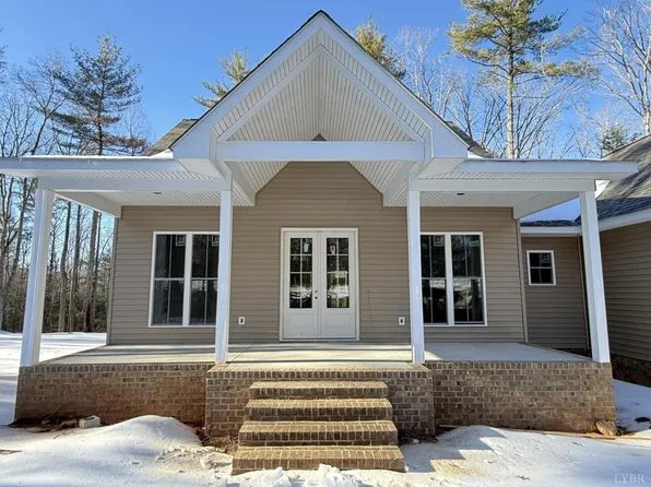 116 Blue Sky Ct, Monroe, VA 24574