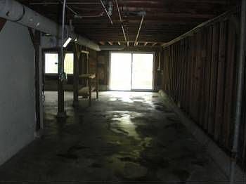 3rd image of 535 Westmoor