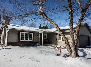 N170W20229 Willow Ridge Dr, Jackson, WI 53037