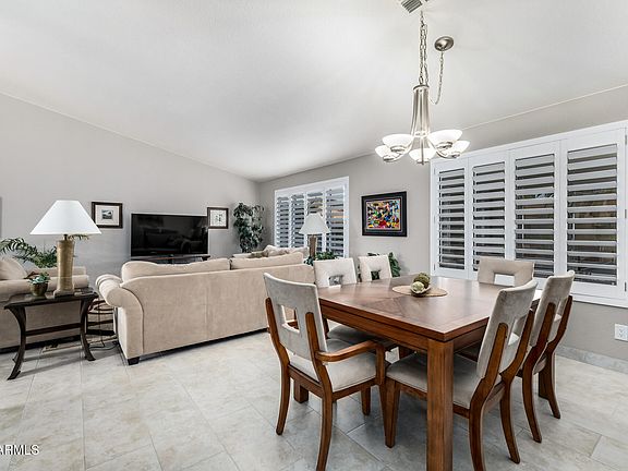 5th image of 25623 S BUTTONWOOD Drive