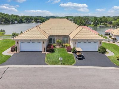 1067 Margarita Ct, Moneta, VA, 24121