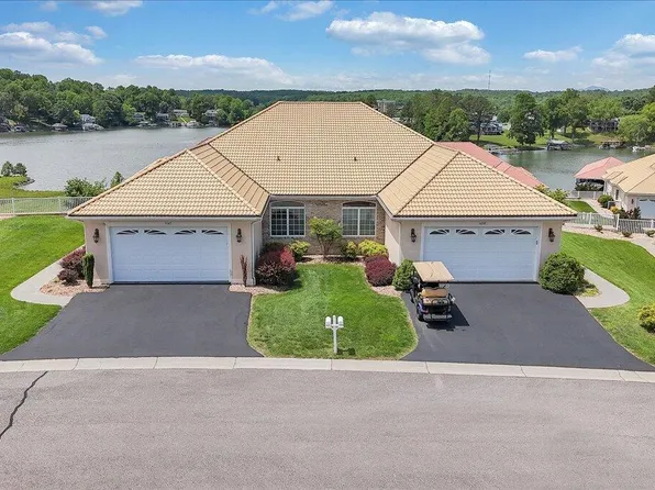 1067 Margarita Ct, Moneta, VA 24121