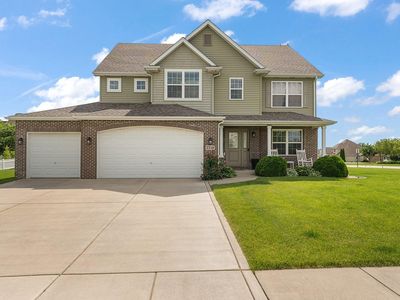 2719 Westwind Dr, Valparaiso, IN, 46385