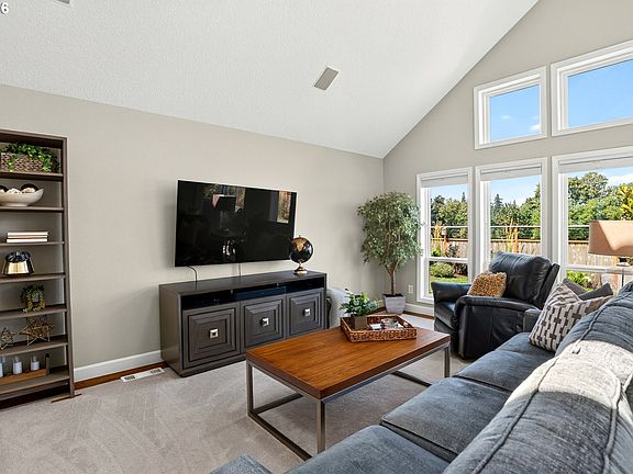 4th image of 31056 SW Country View Ln