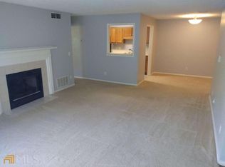 204 Gettysburg Pl, Sandy Springs, GA 30350