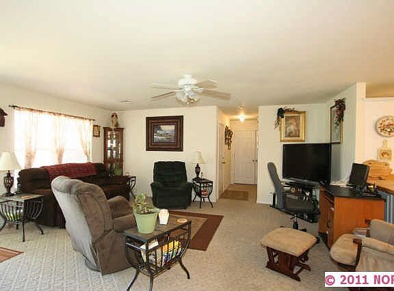 3rd image of 1405 S Arthur Ave