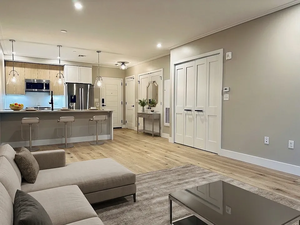 70 Leo M Birmingham Pkwy #201