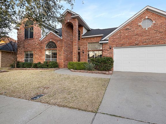 2nd image of 1228 Colby Ct