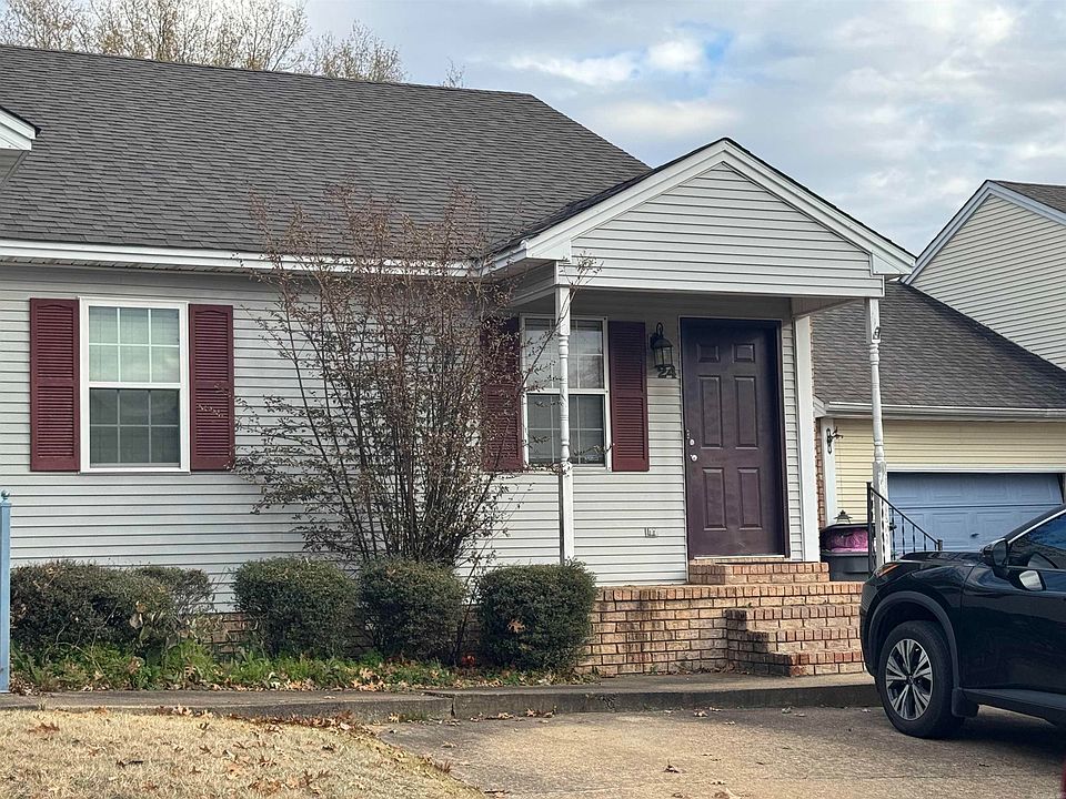 1st image of 24 River Oaks Trce