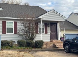 24 River Oaks Trce, Searcy, AR 72143