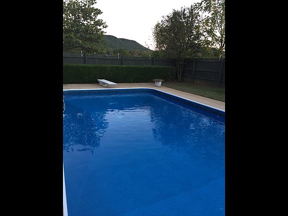 3rd image of 8508 Roy Ln