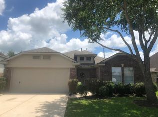 6112 Winter Oak St, Pearland, TX 77584