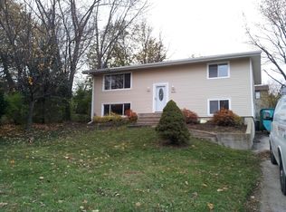 8608 Memory Trl, Wonder Lake, IL 60097