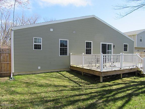 2nd image of 730 Hiways Ave