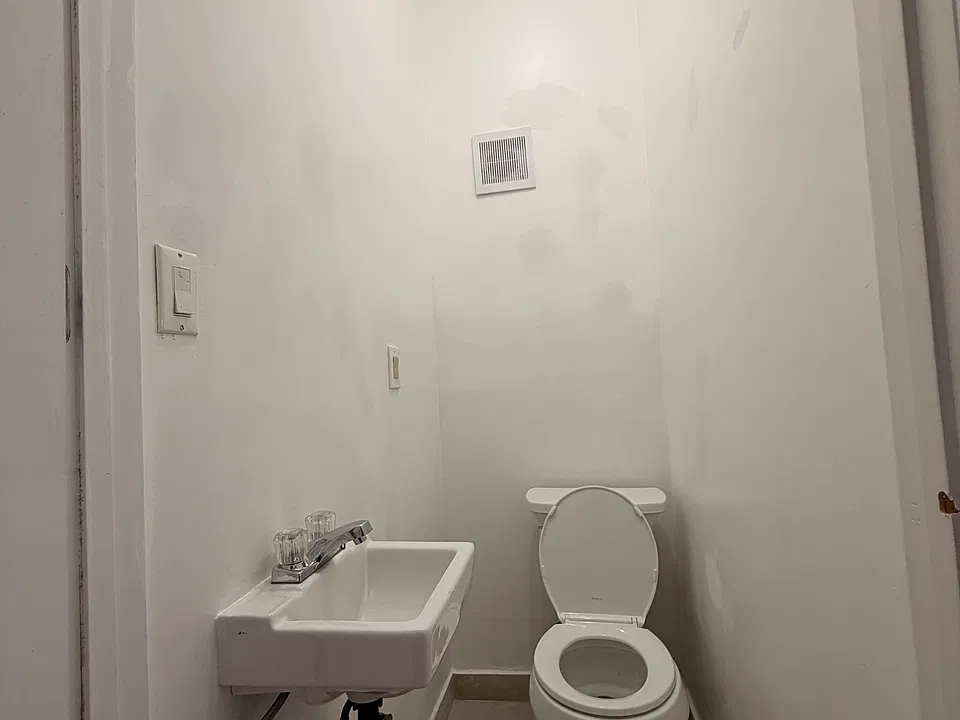 263 Lincoln Ave #1