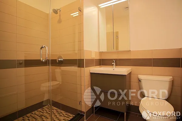 Rented by Oxford Property Group | media 37