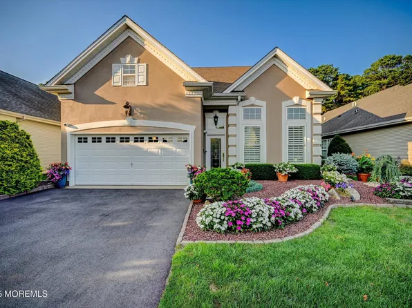 54 Marlow Drive, Jackson, NJ 08527