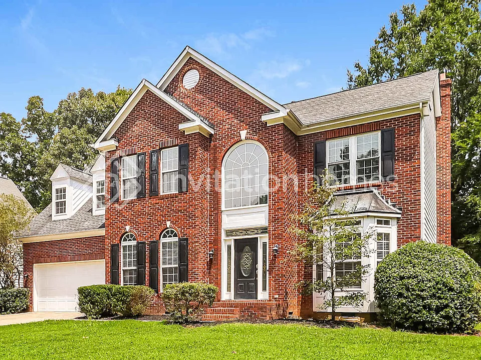 1017 Briarmore Dr