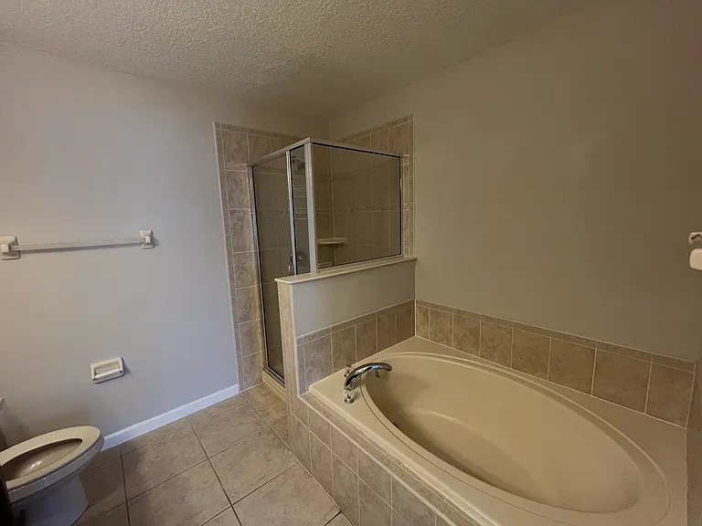 3812 Black Spruce Ln — Photo 16