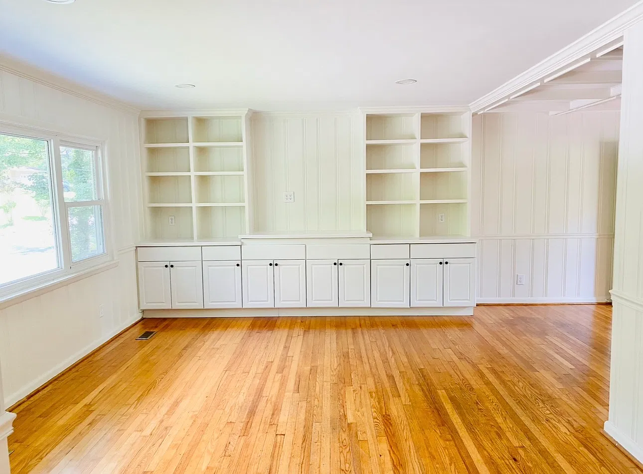 315 Oakmont Ln — Photo 4
