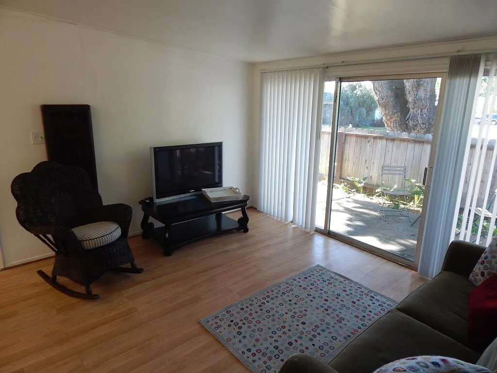1 bed, $1,700 — Photo 4
