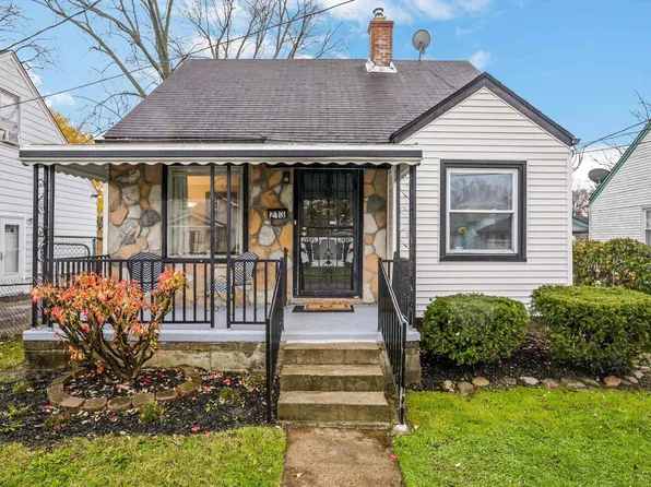 213 Crystal Lake Dr, Pontiac, MI 48341