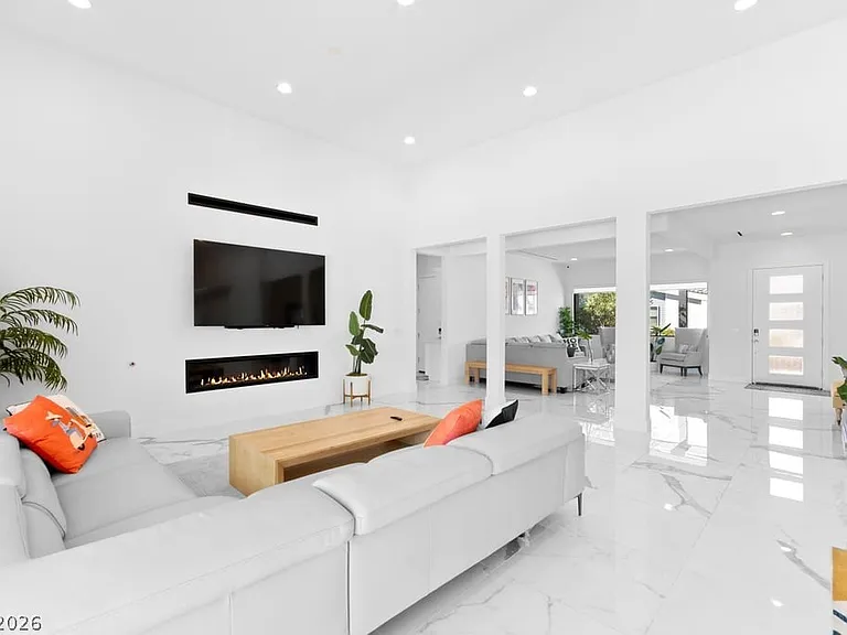 4315 N Dapple Gray Rd — Photo 16