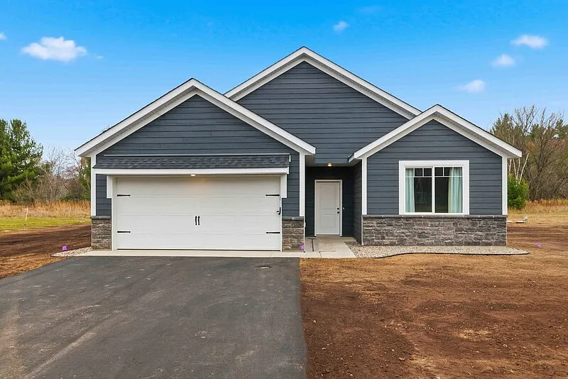 20972 Woods Edge Ct