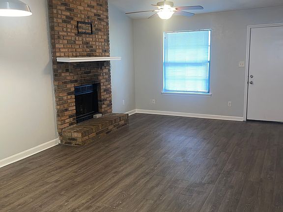 4th image of 1320 Burgess Dr #1320