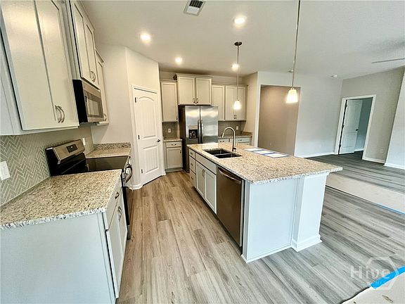 7th image of this home