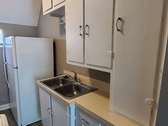2nd image of 6500 Havelock Ave #4
