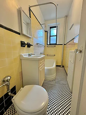 Rented by Keller Williams NYC | media 9