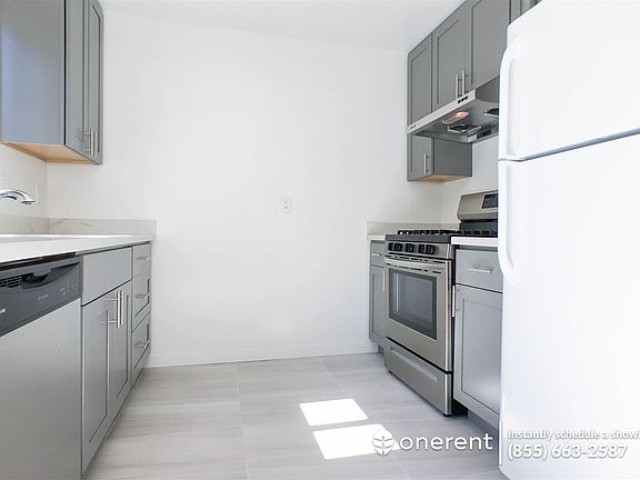 5th image of 125 Cornwall St #A
