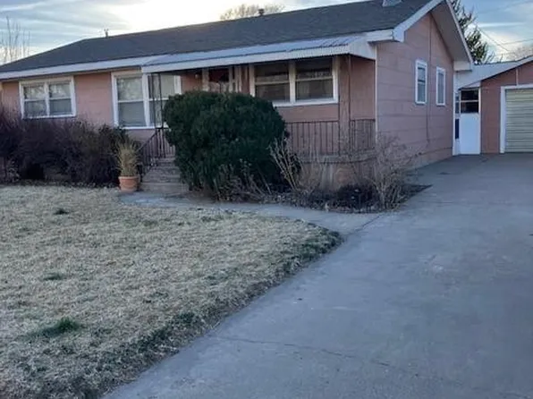 303 S Cox St, Sublette, KS 67877